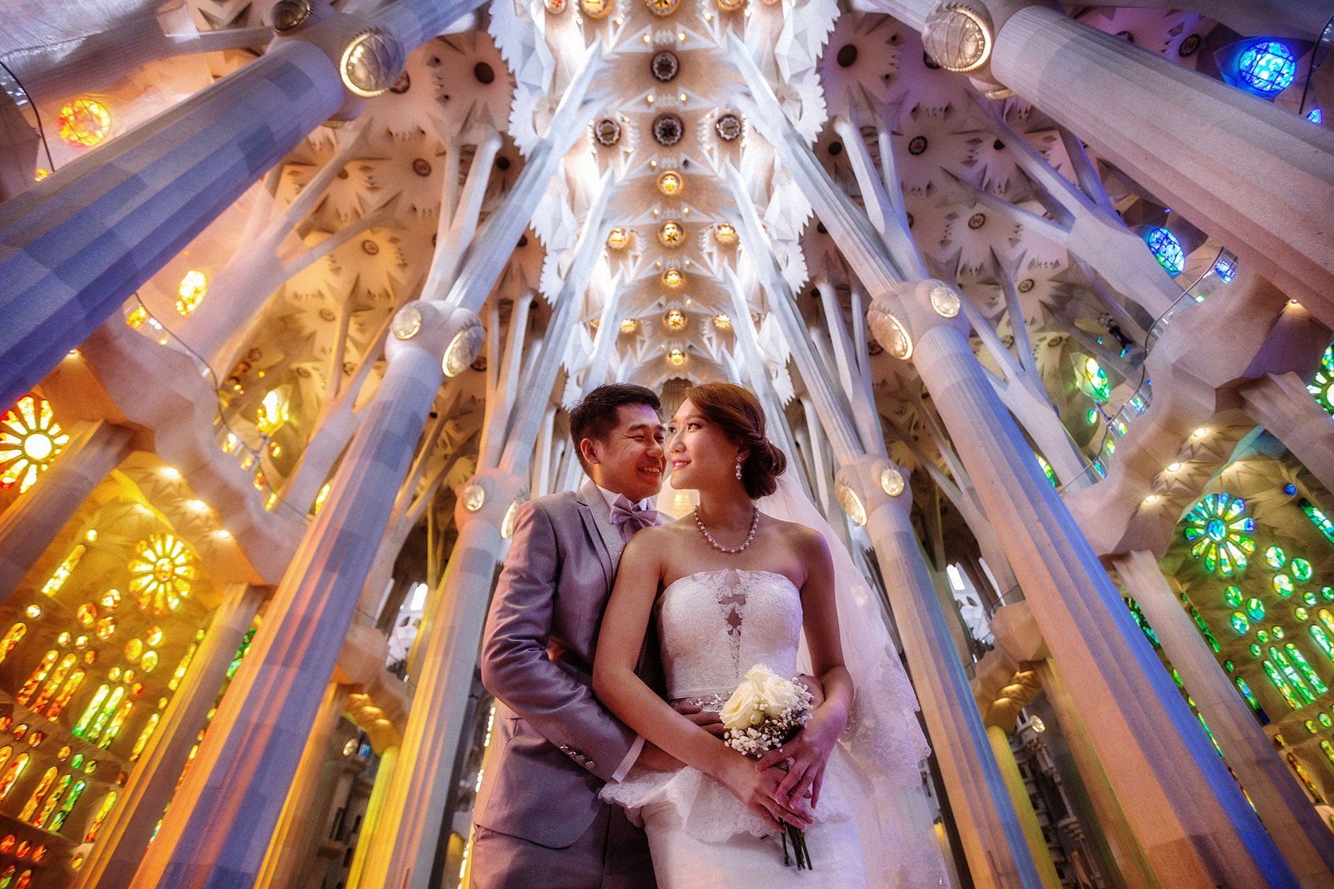 barcelona wedding photographer - sagrada familia